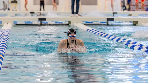 Lena Amare Swimming 200 IM at 2025 A-10s