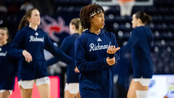Aneisha Scott during warmups
