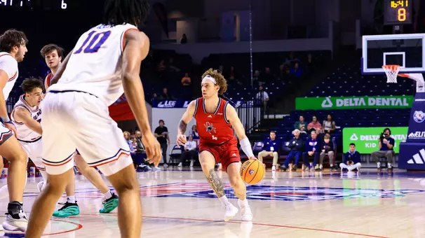 Will Johnston sets up a jumper