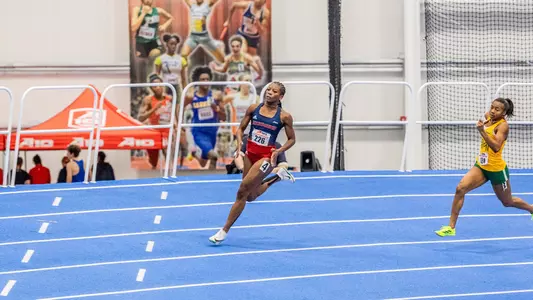 Gabrielle Cummings 200m