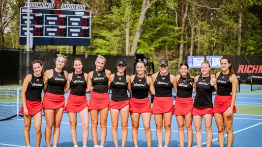 Photo of the women's tennis team