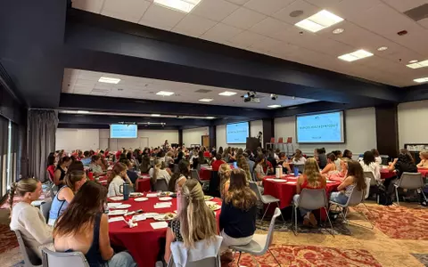 Lauren Wicklund opesn the 2025 Women's Health event