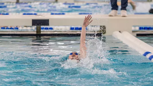 Lena Amare swimming 200 IM