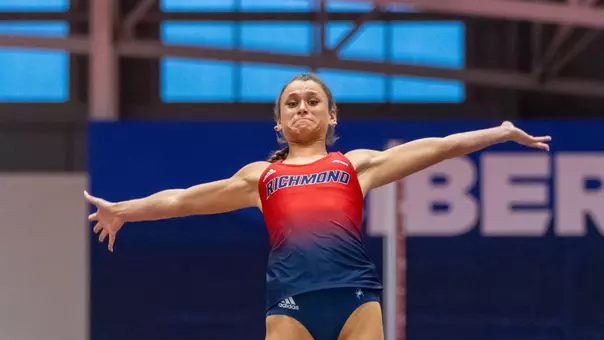 Molly Wise long jump at Liberty