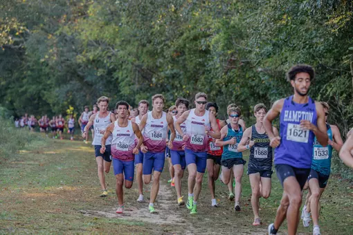 Runners on the Richmond cross country team run together in the beginning of a race