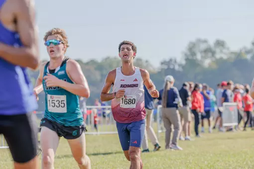 Alex Mastroly approaches the finish line at the Richmond Invitational