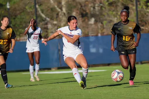 Sophia Jurado attempts a right-footed shot