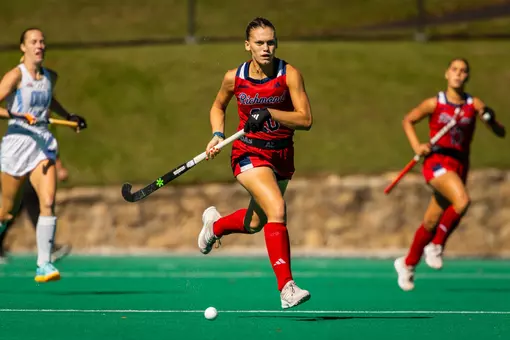 Clara Larripa looking down field against ODU