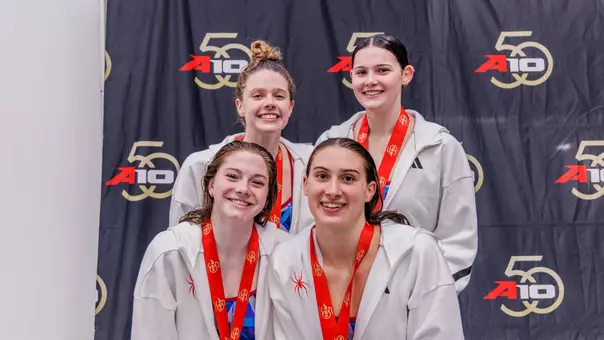 Hannah Wieczorek, Presley Baber, Lena Amare, Caitlyn Hughes