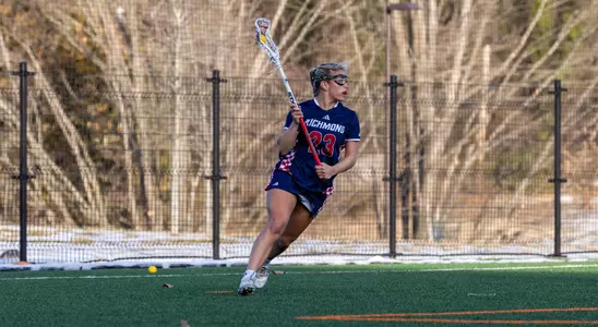 Alexis Morton at X looking for a pass