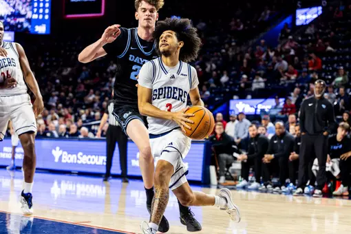 Aiden Argabright drives to the rim for a layup