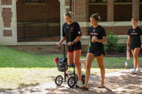 Grace Wiggins and Leah Horwitz