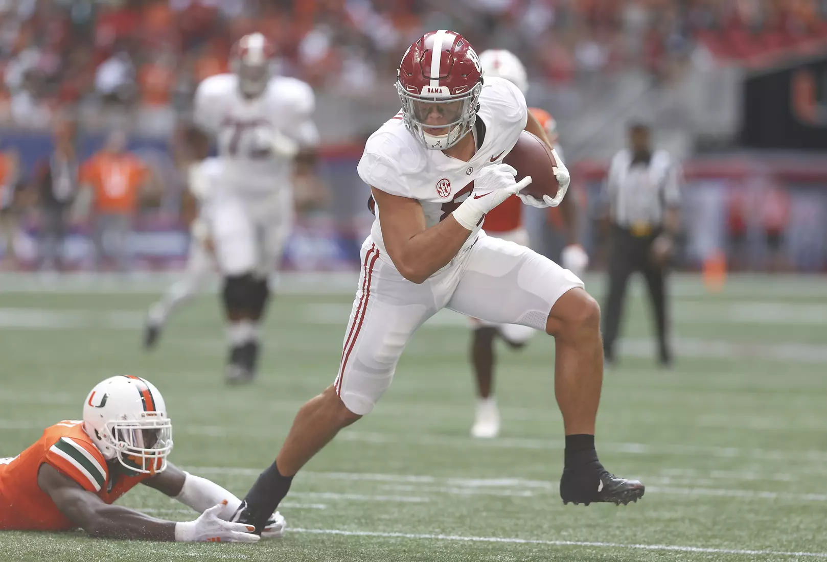 9/4/21 MFB Alabama vs Miami
Alabama tight end Cameron Latu (81)
Photo by Crimson Tide Photos