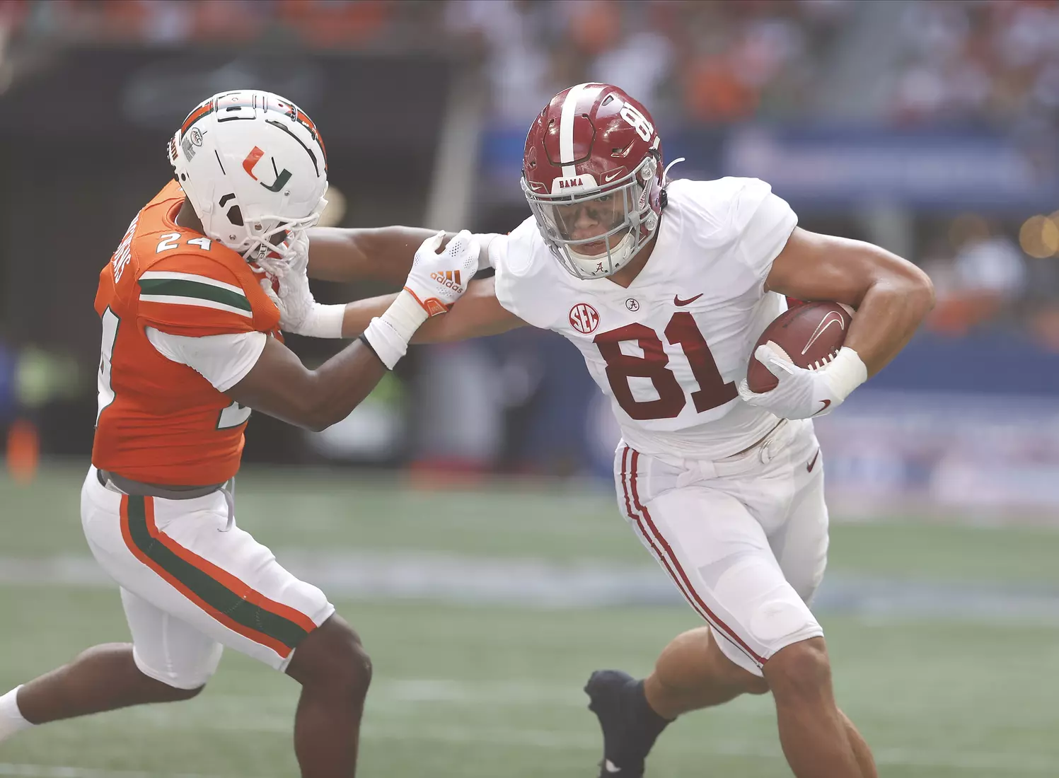 9/4/21 MFB Alabama vs Miami
Alabama tight end Cameron Latu (81)
Photo by Crimson Tide Photos