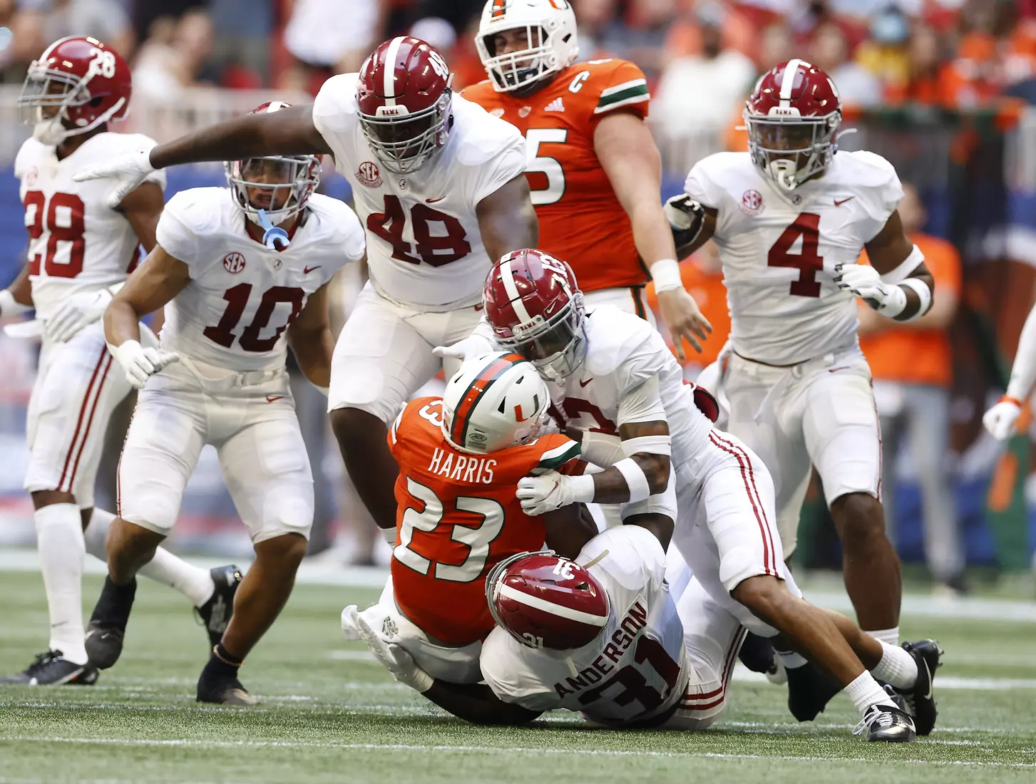 9/4/21 MFB Alabama vs Miami
Alabama defensive back Malachi Moore (13)
Alabama linebacker Will Anderson (31)
Photo by Crimson Tide Photos