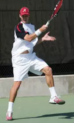 Mat Thibaudeau is ranked 98th nationally in singles by the ITA leading into this weekend's action.