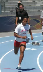 Senior Trish Bartholomew practices at Drake Stadium Tuesday.