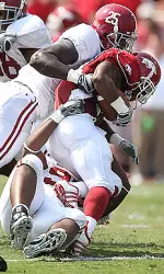 Sophomore linebacker Rolando McClain was one of the recepients of the player of the week honor.