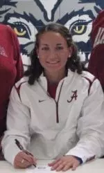 Kaila Hunt comes to Alabama after smashing 24 career home runs.