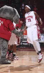 Varisia Raffington was named to the Courtyard by Marriott Holiday Beach Classic All-Tournament Team on Sunday