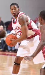 Alonzo Gee is 14th all-time in scoring at UA with 1,489 points