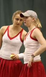 Taylor Lindsey (right) won all three of her matches last weekend en route to earning SEC Freshman of the Week Honors