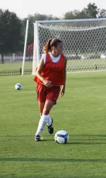 Hailey Hull looks to distribute in a short sided game in the evening session.