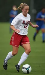 Brooke Rogers scored the game-winner in the 49th minute.