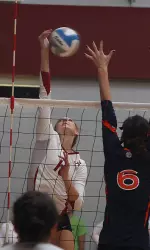 Junior Alyssa Meuth led the Alabama offense last weekend with 25 combined kills