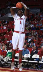 After Seton Hall held him to four points, JaMychal Green responded with a game-high 17 points against Iowa.