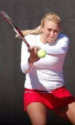 Freshman Alexa Guarachi extended her singles win streak to nine on Friday.