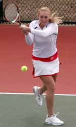 Freshman Alexa Guarachi won her eighth consecutive match in singles on Sunday.