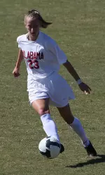 Shannon Lathrop scored the game-winner against Mississippi State.