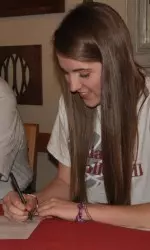 Shelbi Goode, a 6-2 outside hitter and middle blocker from Georgetown, Texas, will suit up for the Tide in 2010.