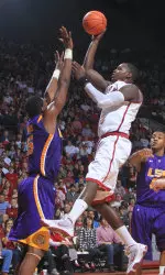 JaMychal Green had his third 20-point performance of the season on Saturday.