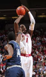 Senior forward JaMychal Green scored 13 points and grabbed four rebounds.