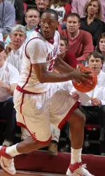 Andrew Steele played in 19 games last season and averaged 4.0 points.