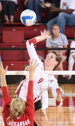 Leigh Moyer tied her career-high with 12 kills, while hitting .500 against Georgia.