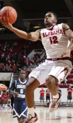 Junior point guard Trevor Releford is averaging 23.5 points per game and shooting 76.9 percent (10-of-13) from beyond the arc over UA's last two contests.