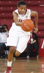 Daisha Simmons is No. 1 in the SEC and ninth in the nation in steals