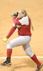 Amanda Locke earned her first win in the circle since 2010.