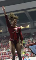 Sophomore Diandra Milliner is tied for ninth on the vault.