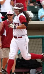 Jackie Traina earned the win and went deep for Alabama on Sunday.