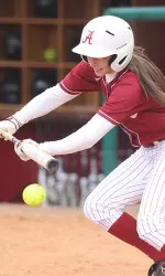 Kayla Braud batted 3-for-5 with three RBI on Sunday.