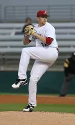 Spencer Turnbull signs contract with Detroit Tigers.