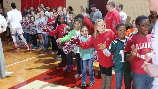 women's basketball fans