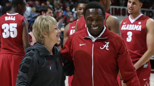 Kristy Curry Avery Johnson