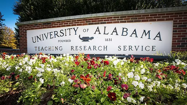 University of Alabama Campus Sign Full Size