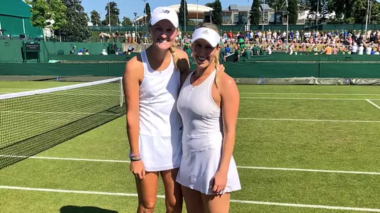 Erin Routliffe and Alexa Guarachi