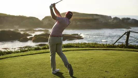 Men's Golf Team Action